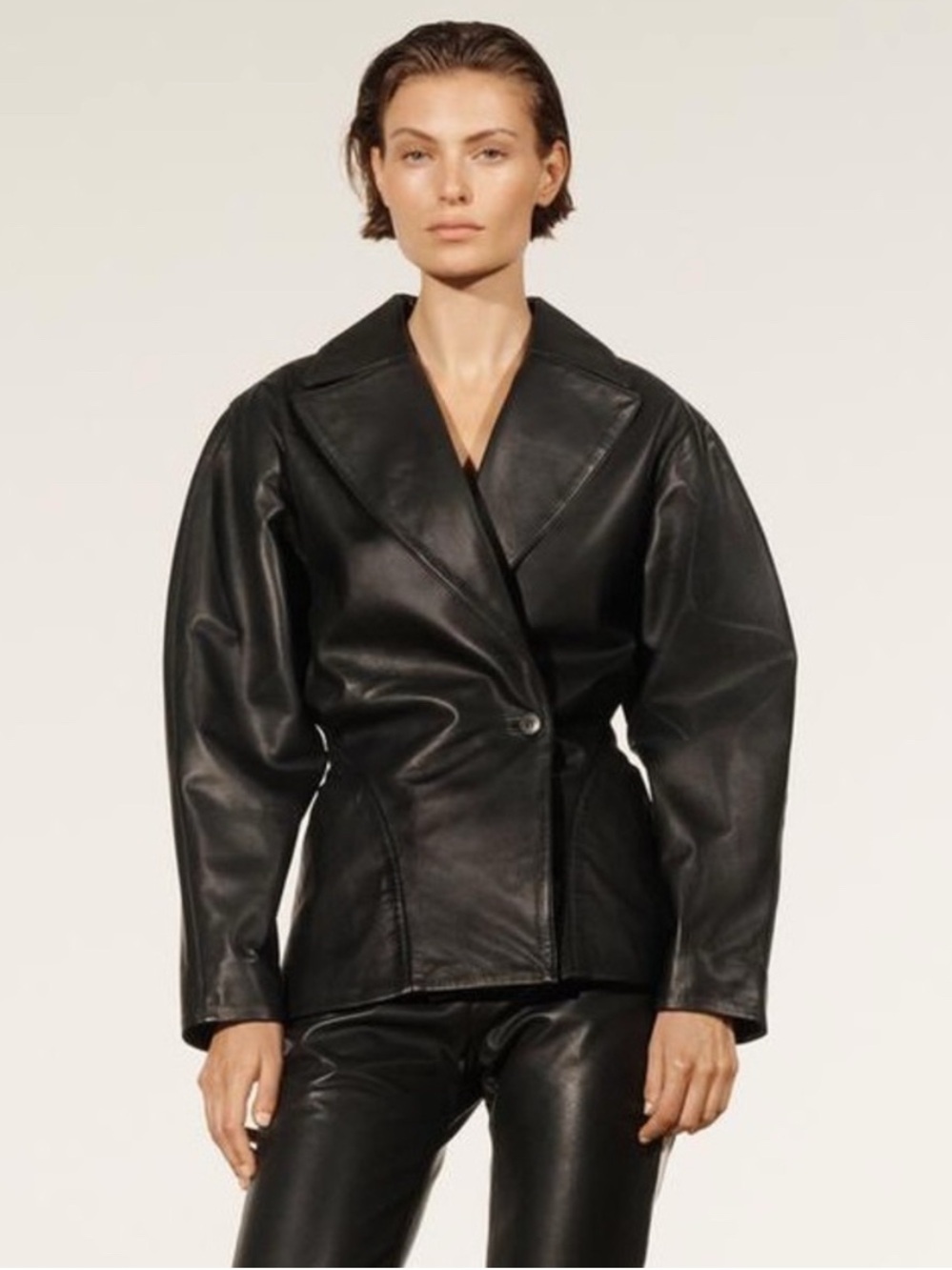 ZARA Limited Edition Genuine Leather Fitted Blazer • Size M •Black NWT $429 RARE